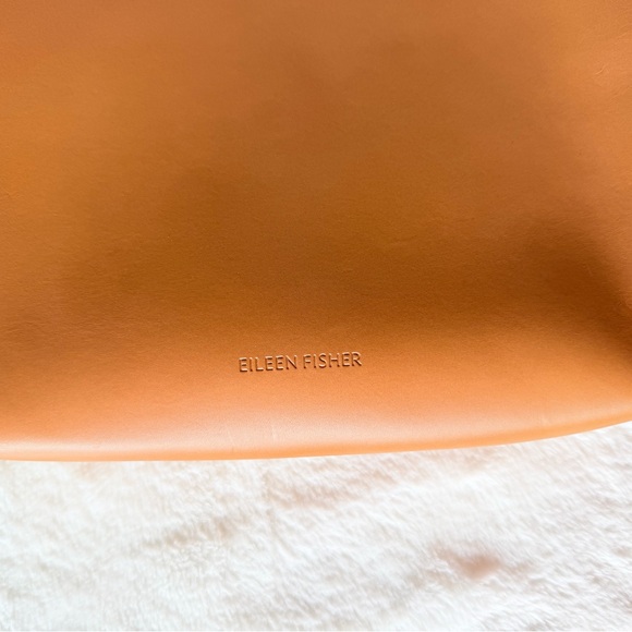 Eileen Fisher Vegetable Tanned Italian Leather Crossbody Tote Bag - Picture 13 of 15